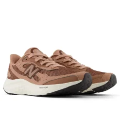 New Balance Fresh Foam Arishi Sneakers Dame